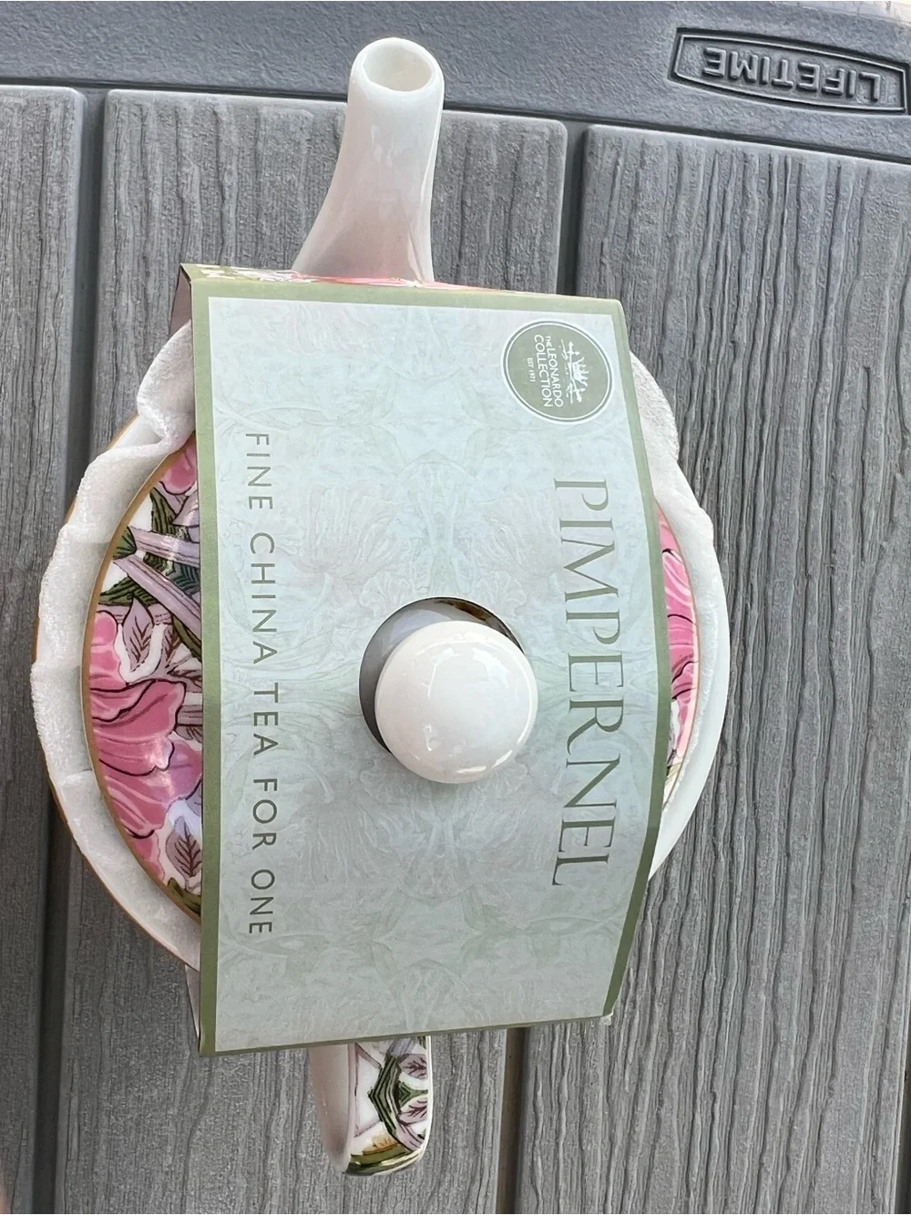 NWT rare Pimpernel fine china for one